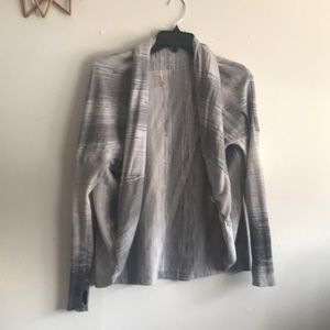 Active sweater with thumb holes